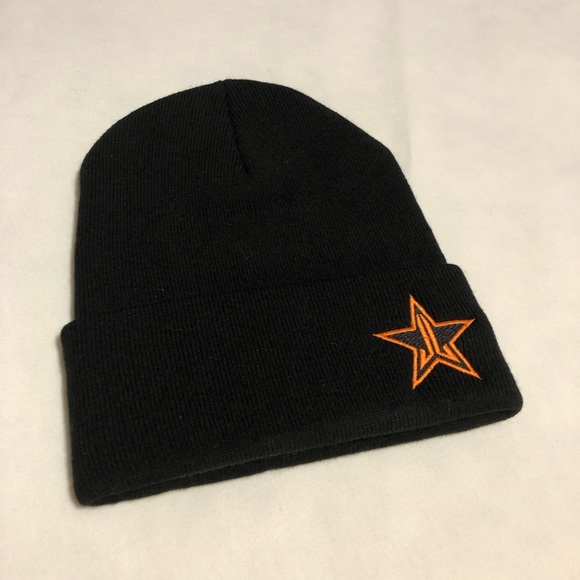 Jeffree Star Winter Hat - Picture 3 of 4